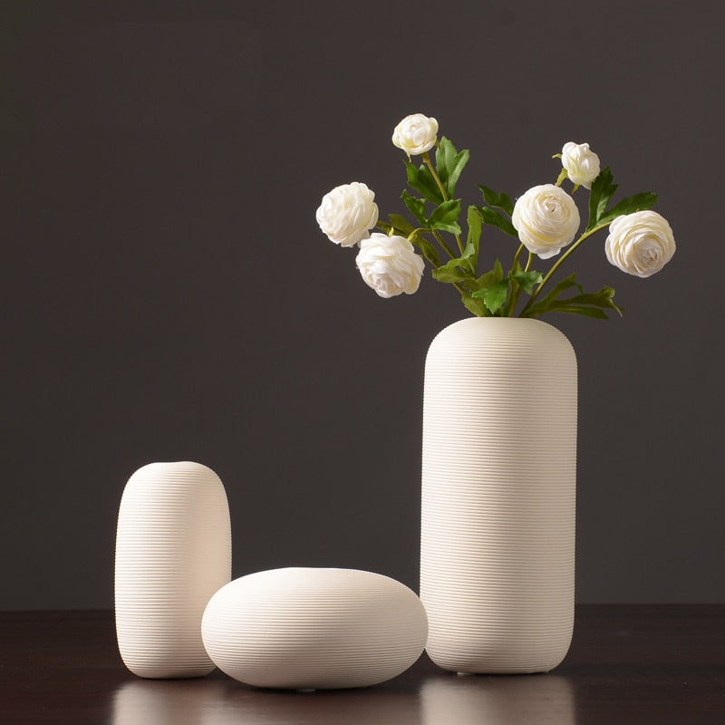 Simple And Modern Style White Vases